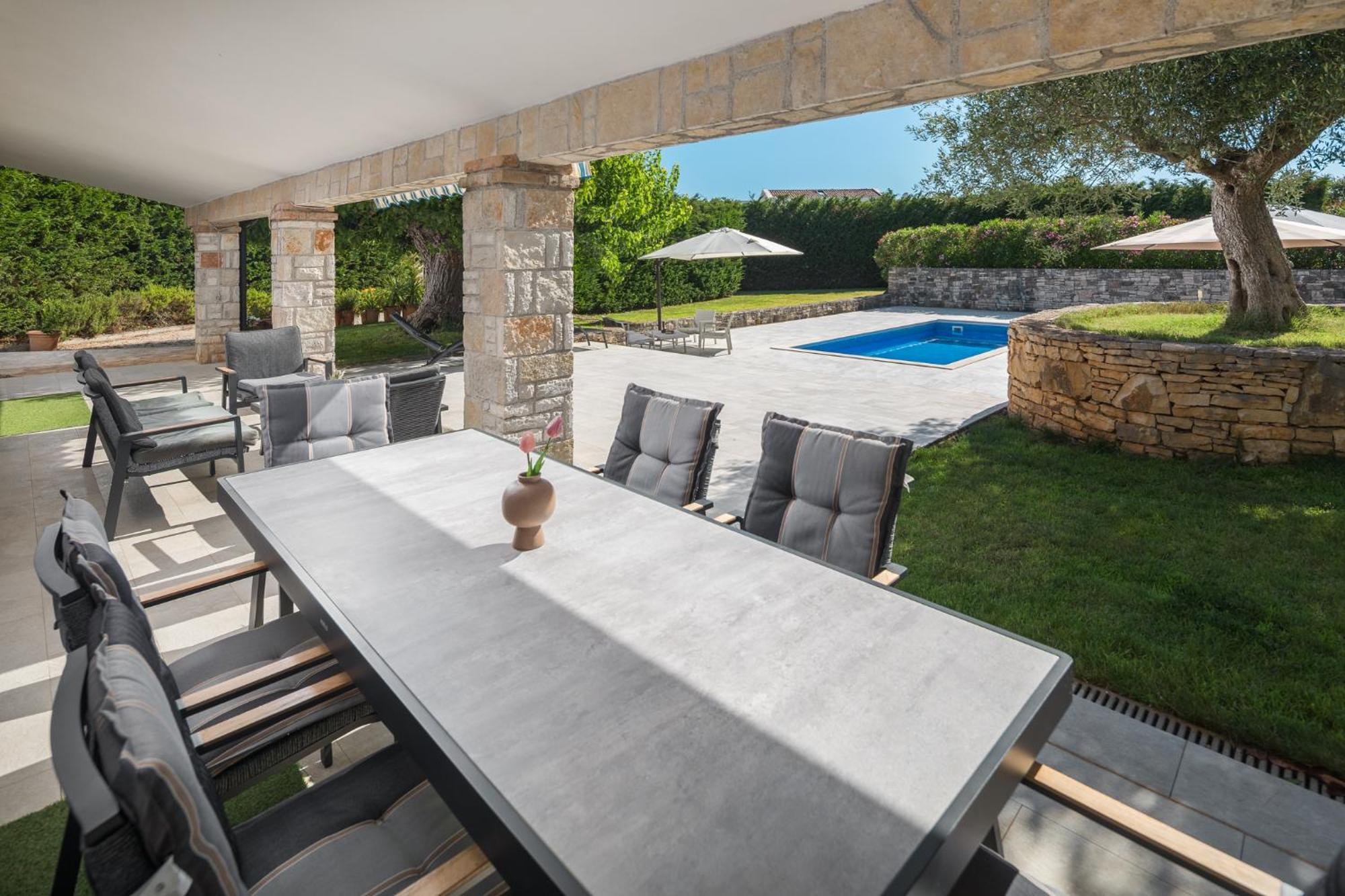 Mon Perin Castrum - House Of Nice Memories Bale Exterior foto